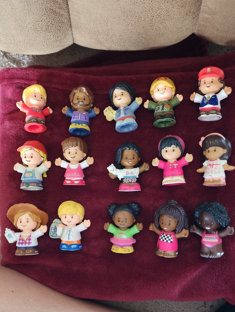 15 Little People